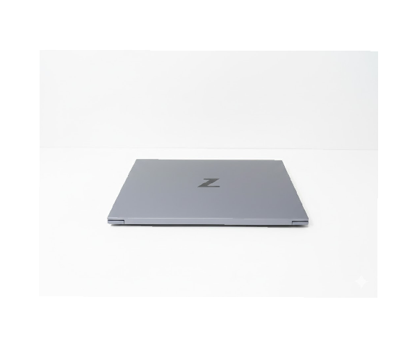 HP Zbook Stodio 15 G8 Core i7-11800H 32 GB 1TB SSD NVIDIA GeForce RTX 3060